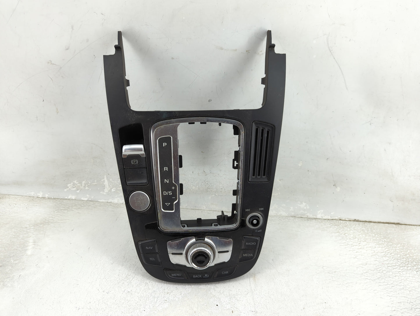 2013-2016 Audi A4 Radio Control Panel - Oemusedautoparts1.com