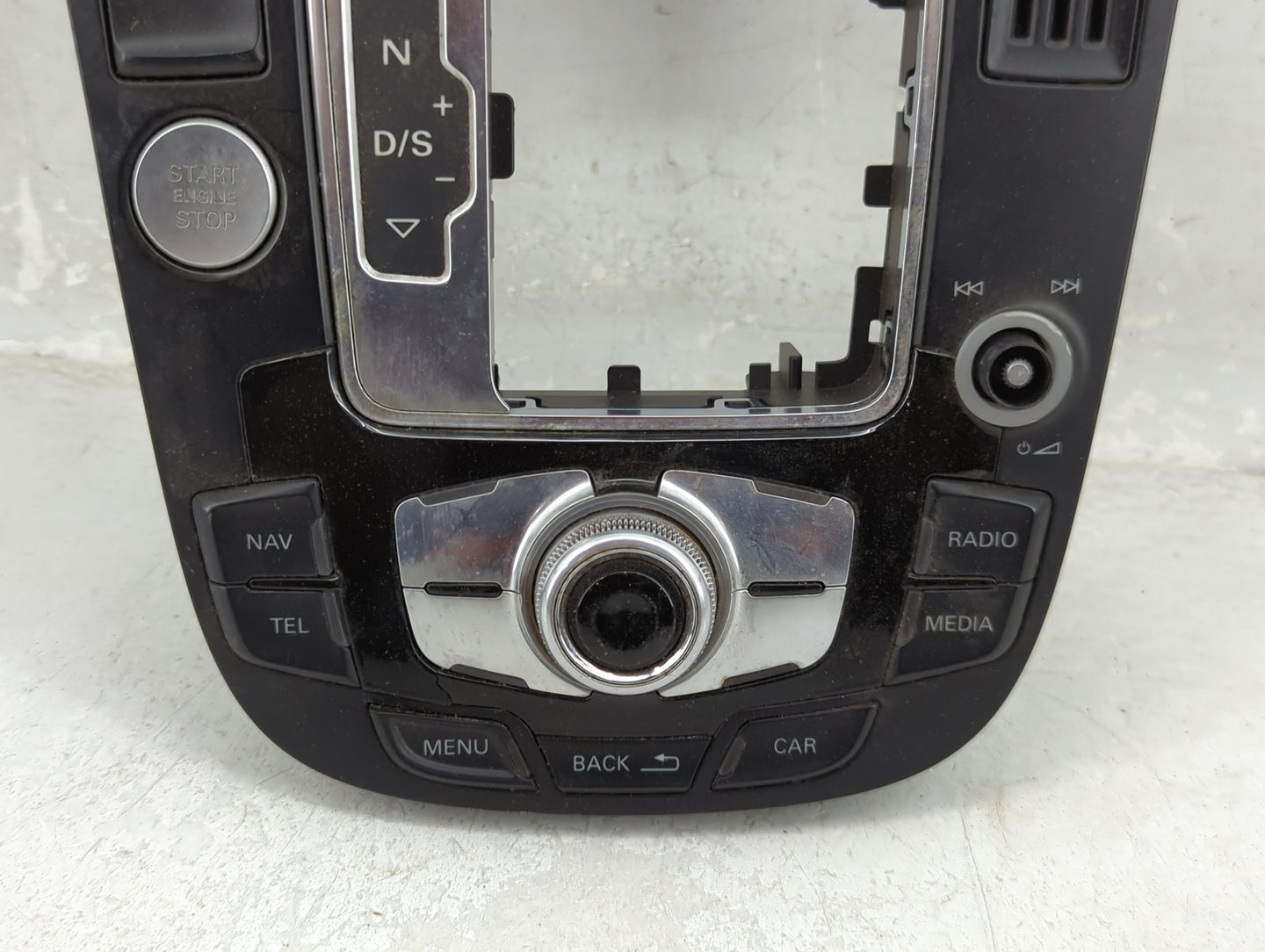 2013-2016 Audi A4 Radio Control Panel - Oemusedautoparts1.com
