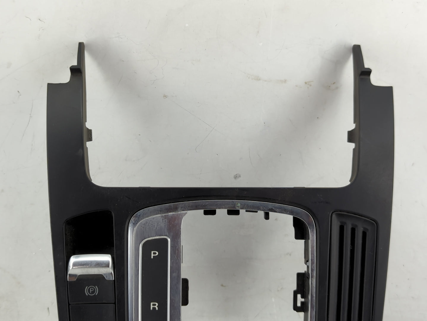 2013-2016 Audi A4 Radio Control Panel - Oemusedautoparts1.com