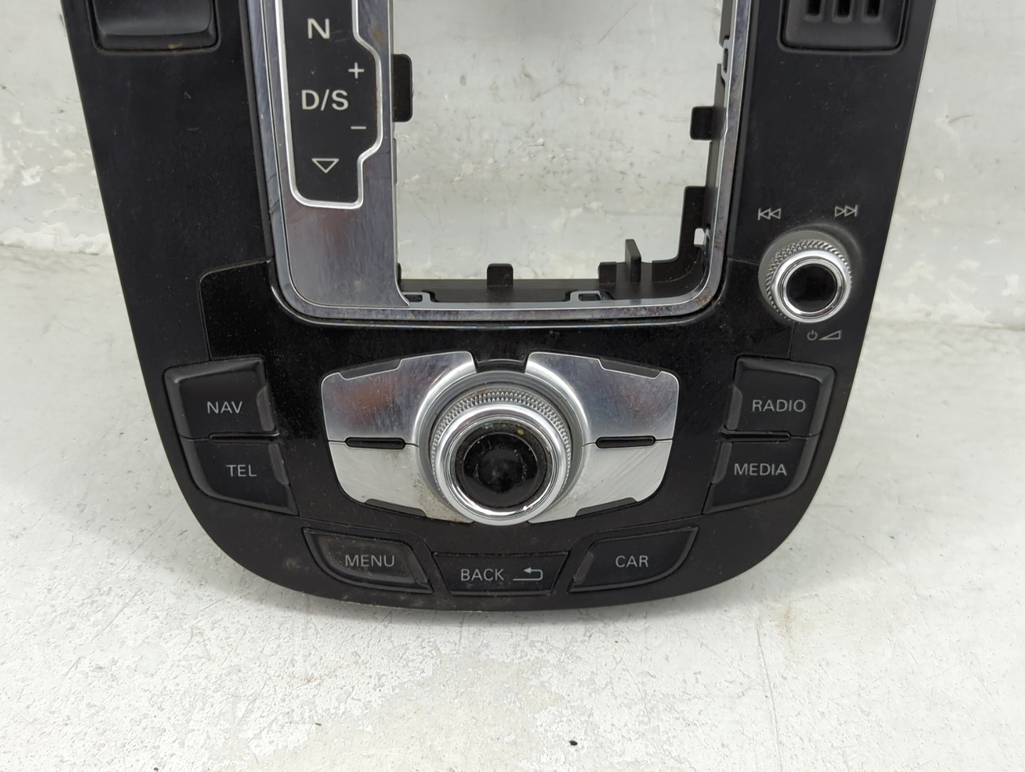 2013-2016 Audi A4 Radio Control Panel - Oemusedautoparts1.com