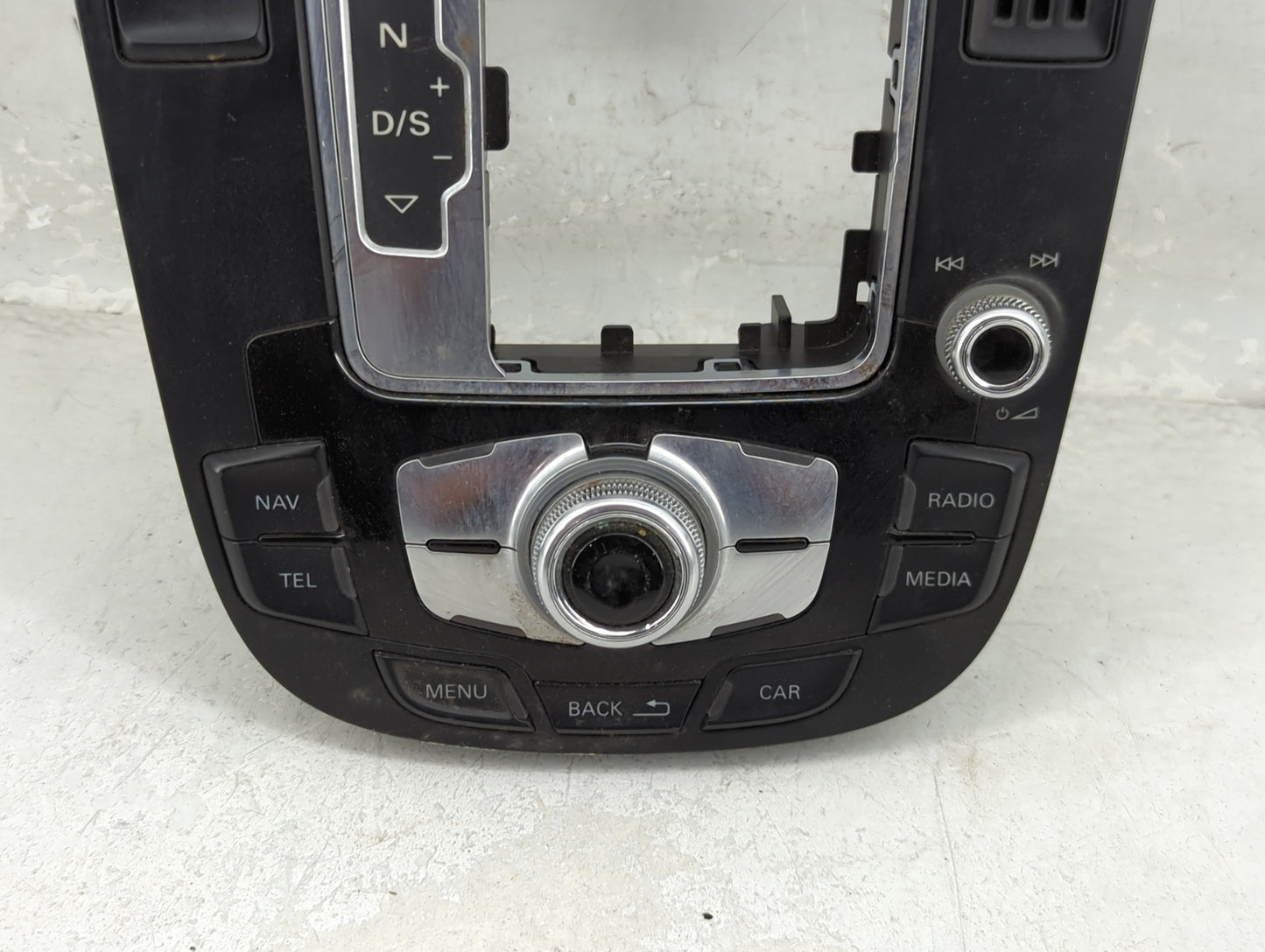 2013-2016 Audi A4 Radio Control Panel - Oemusedautoparts1.com