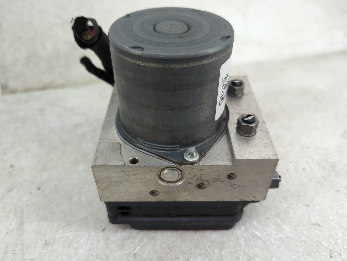 2013 Audi A4 ABS Pump Control Module Replacement P/N:8K0907379CK 0265239316, 8K0614517GM Fits OEM Used Auto Parts - Oemuseda