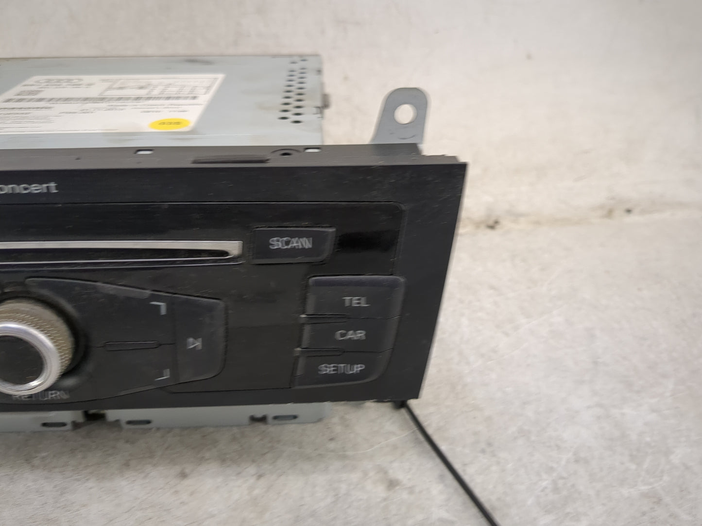 2013-2016 Audi A4 Radio AM FM Cd Player Receiver Replacement P/N:8R1 035 186 Q Fits Fits 2013 2014 2015 2016 OEM Used Auto P