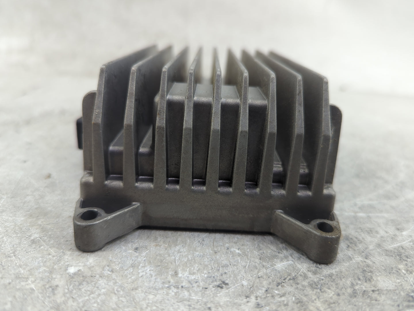 2013-2016 Audi A4 Radio Speaker Amplifier 8r1035223a|8r1035223 - Oemusedautoparts1.com