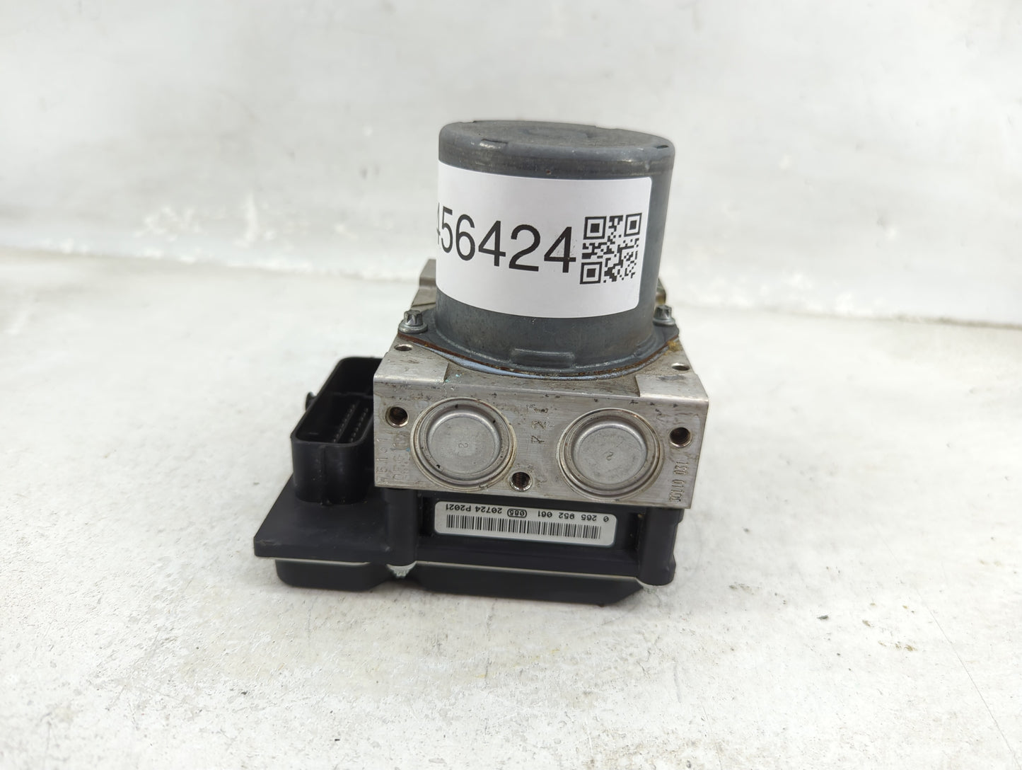 2013 Audi A4 ABS Pump Control Module Replacement P/N:8K0 907 379 CK 0 265 952 061 Fits OEM Used Auto Parts - Oemusedautopart