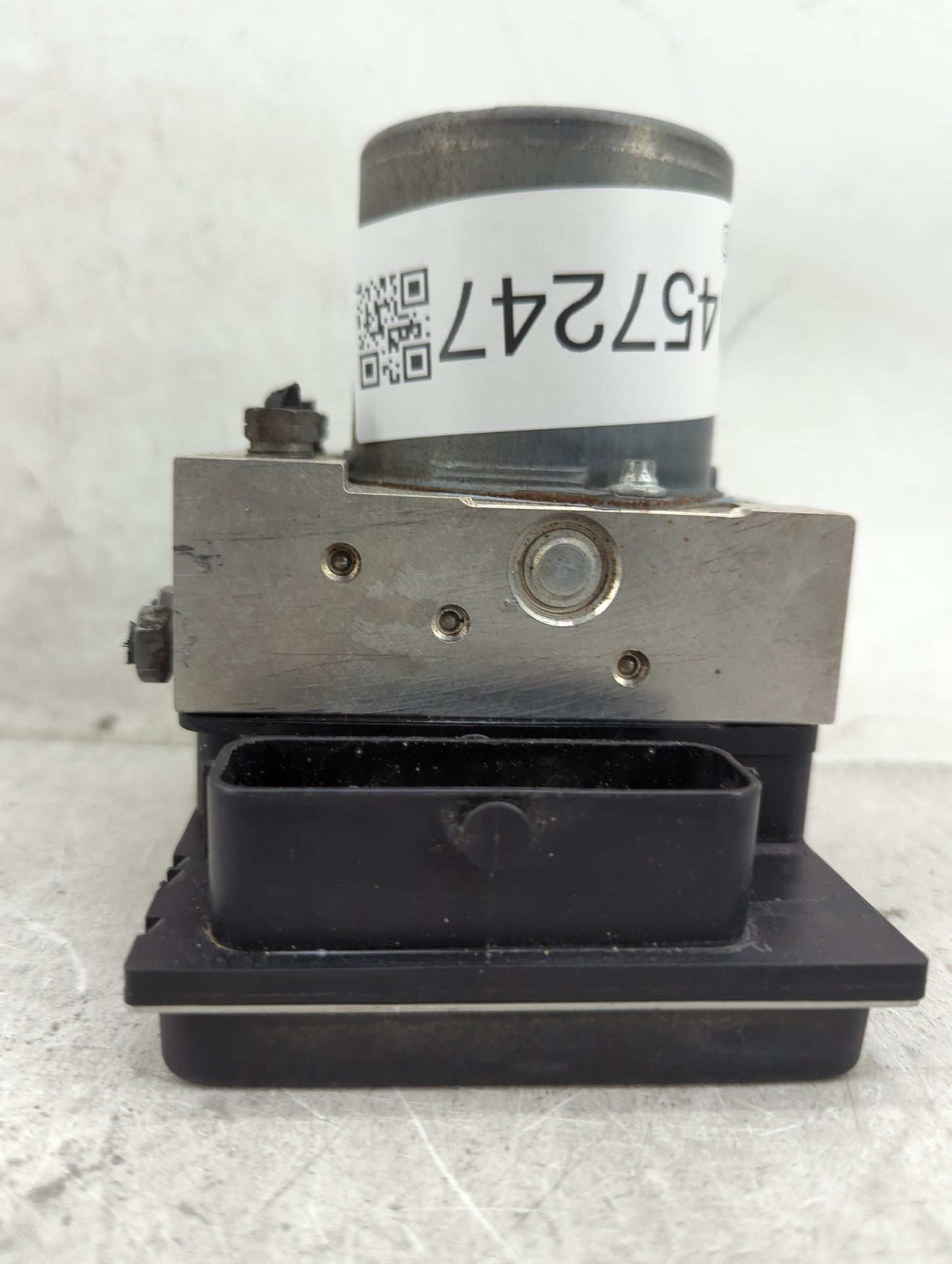 2013 Audi A4 ABS Pump Control Module Replacement P/N:8K0907379CK 0265952061, 0265230123 Fits OEM Used Auto Parts - Oemusedau