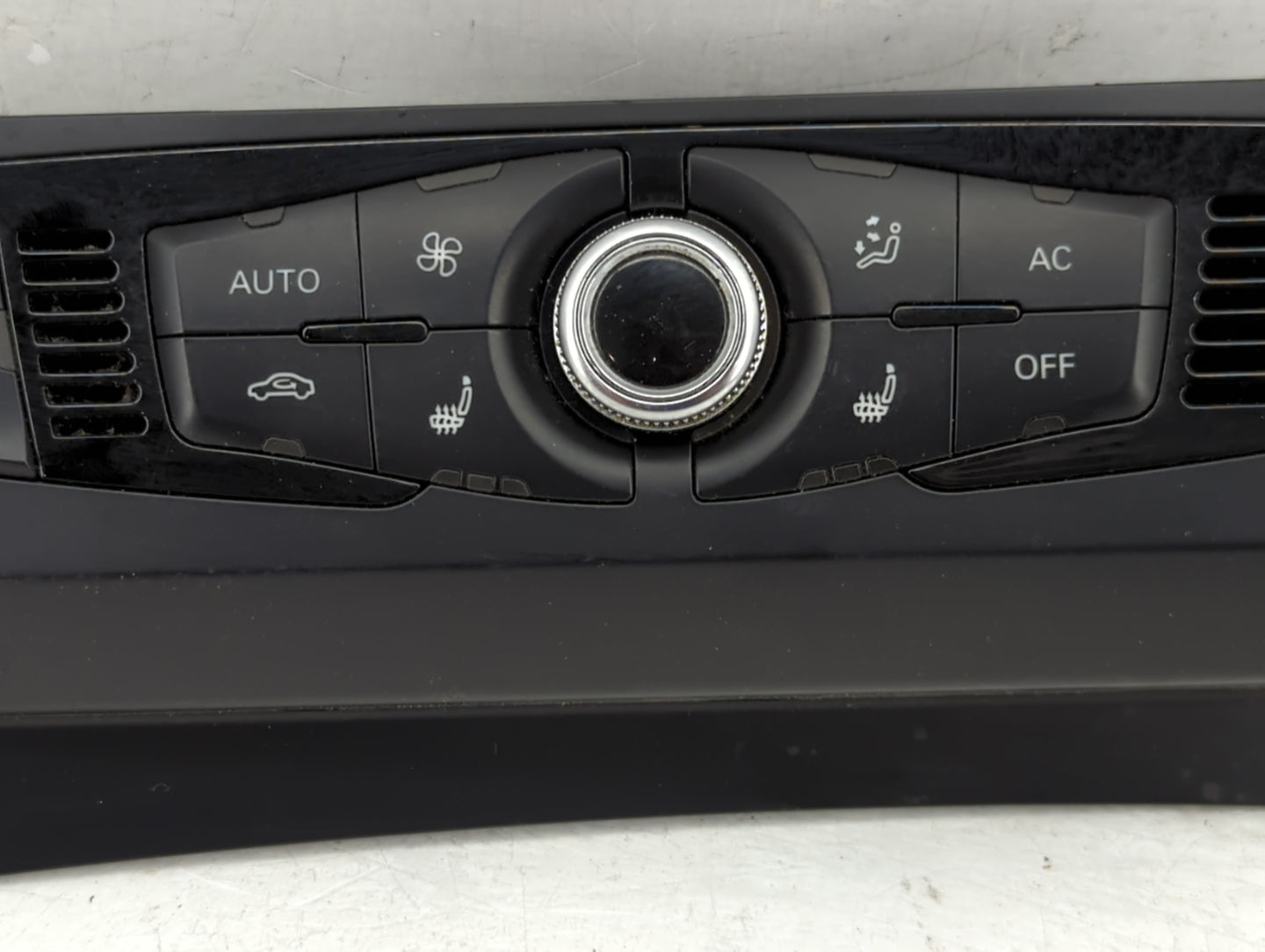 2013-2016 Audi A4 Climate Control Module Temperature AC/Heater Replacement P/N:8K1 820 043 R Fits Fits 2013 2014 2015 2016 2