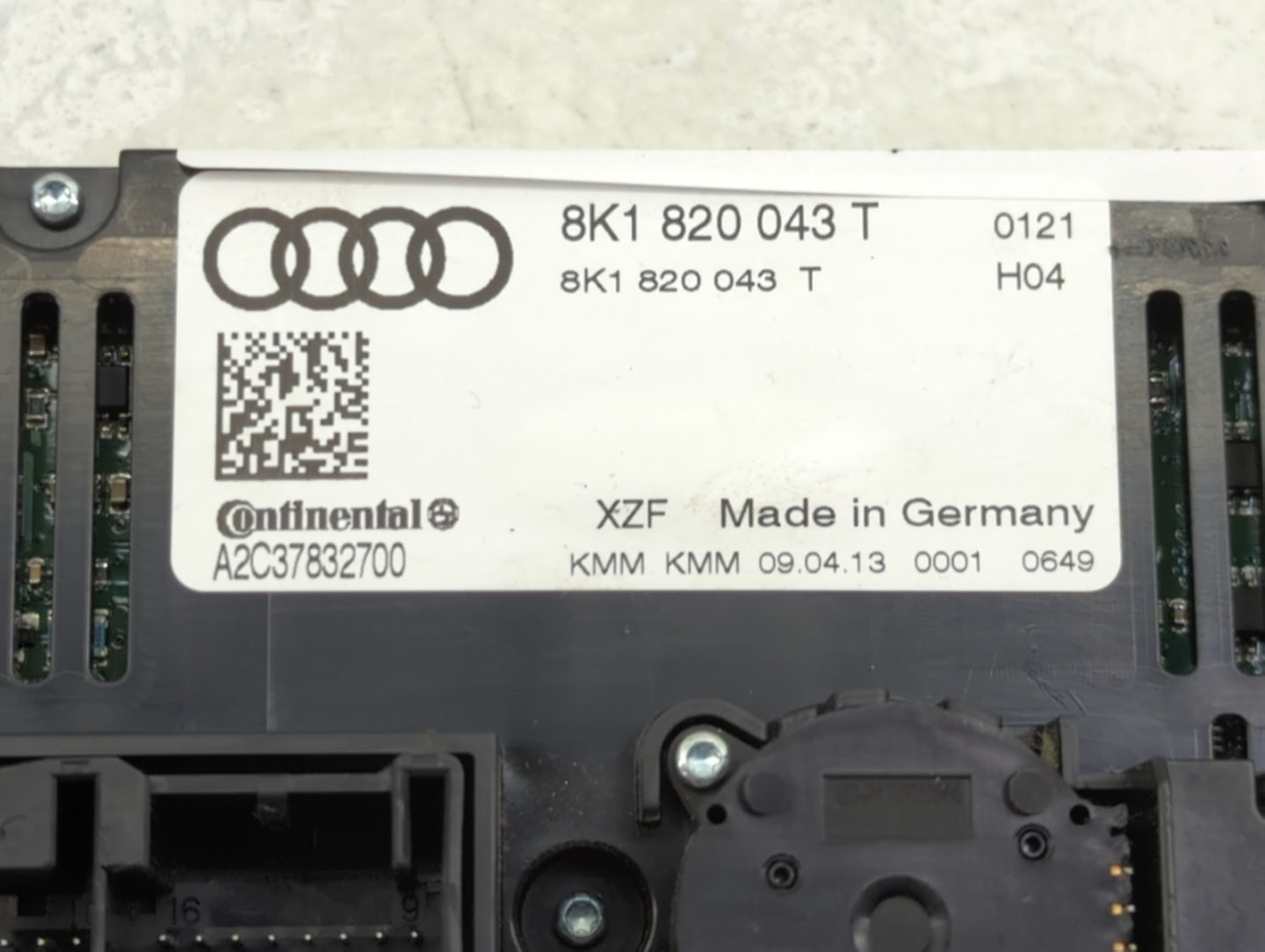 2013-2016 Audi A4 Climate Control Module Temperature AC/Heater Replacement P/N:8K1 820 043 T Fits Fits 2013 2014 2015 2016 2