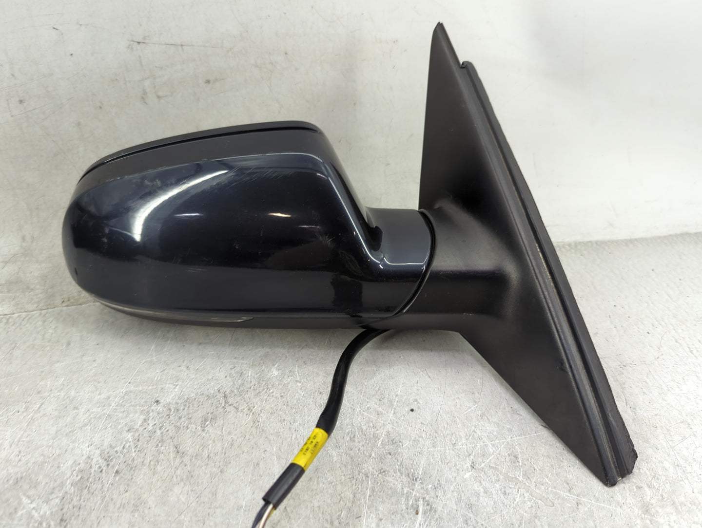2010-2016 Audi A4 Passenger Side View Mirror - Right Door Mirror OEM Used - Oemusedautoparts1.com