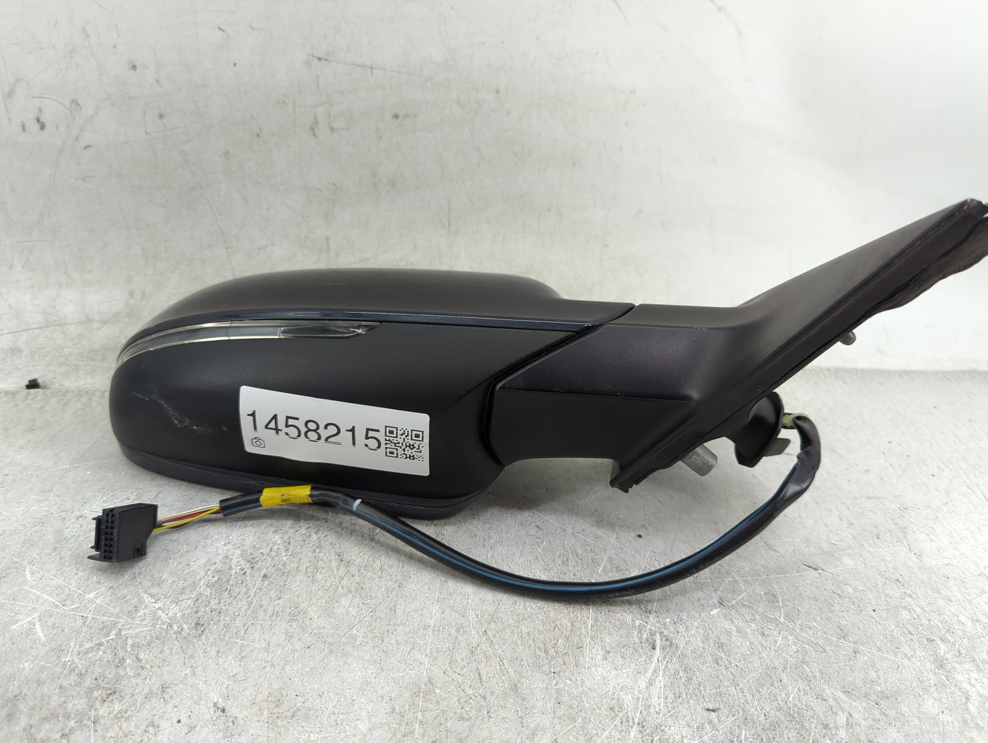 2010-2016 Audi A4 Passenger Side View Mirror - Right Door Mirror OEM Used - Oemusedautoparts1.com