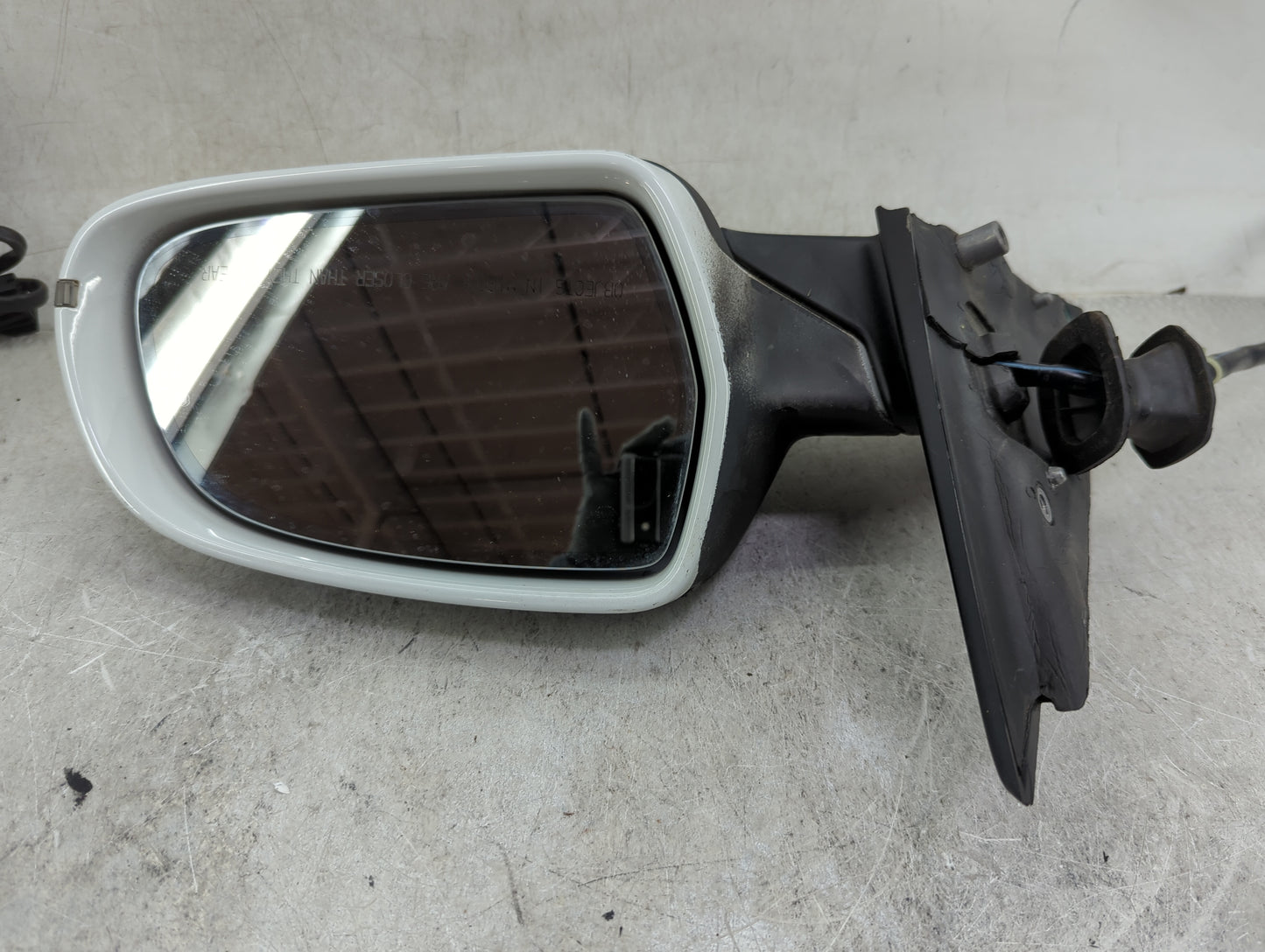 2010-2016 Audi A4 Passenger Side View Mirror - Right Door Mirror OEM Used - Oemusedautoparts1.com