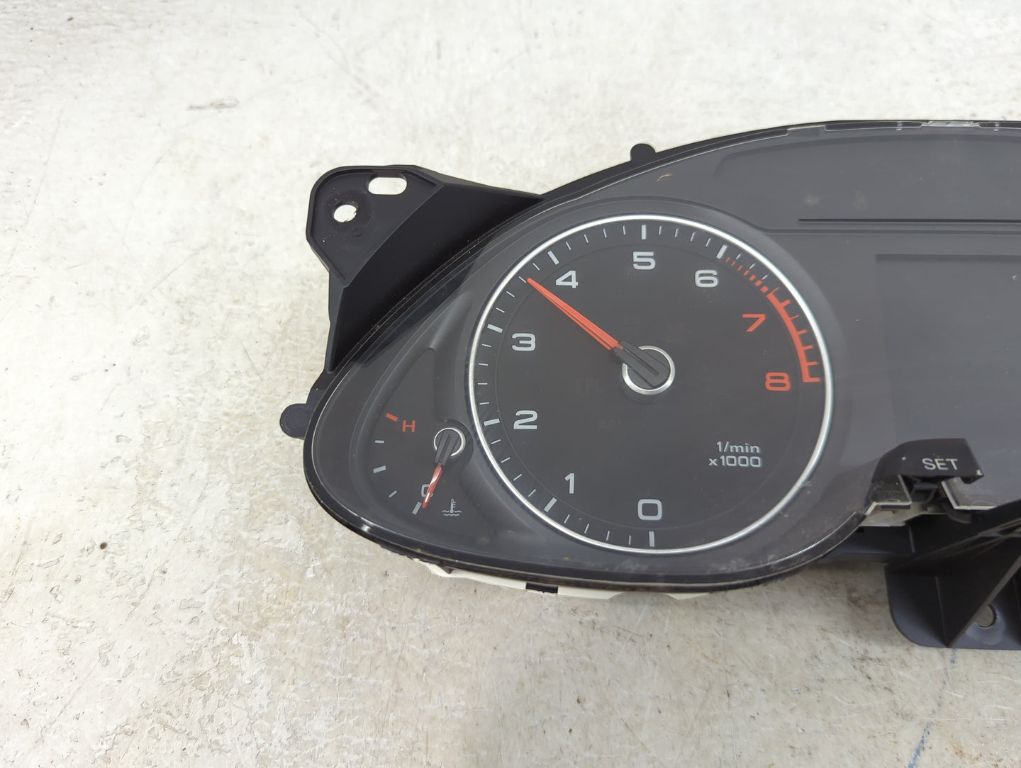 2013 Audi A4 Instrument Cluster Speedometer Gauges P/N:8K0920950R 503002560401, AUDIRB94A297D Miles:133K Fits OEM Used Auto 