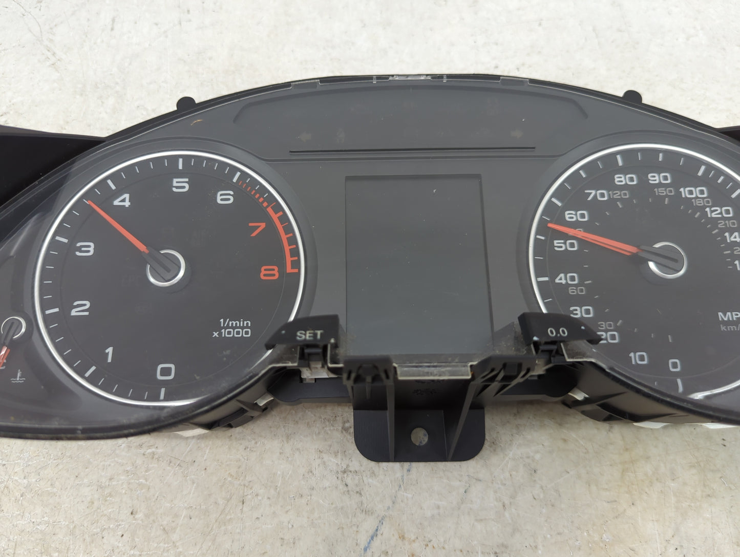 2013 Audi A4 Instrument Cluster Speedometer Gauges P/N:8K0920950R 503002560401, AUDIRB94A297D Miles:133K Fits OEM Used Auto 