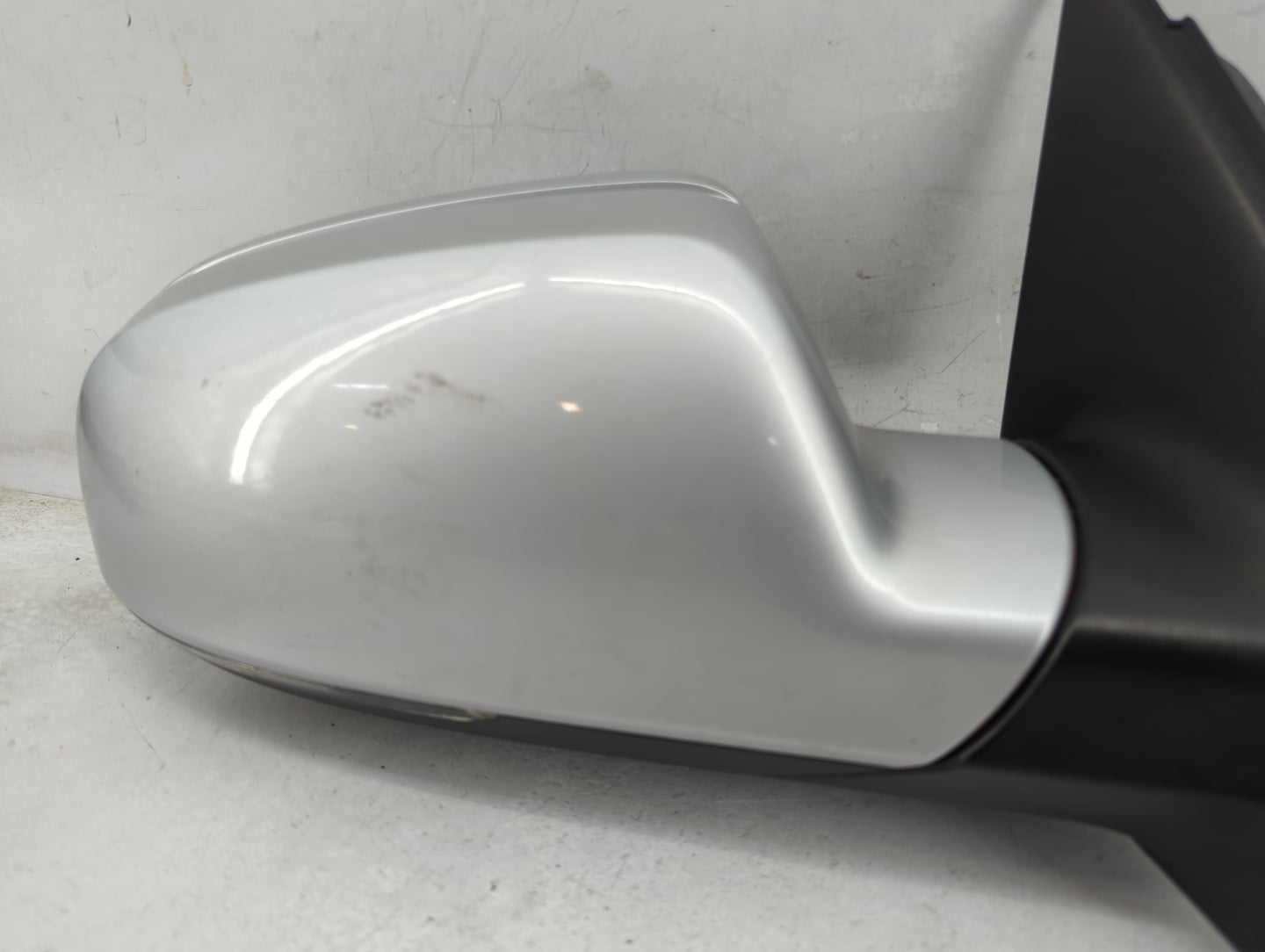2010-2016 Audi A4 Passenger Side View Mirror - Right Door Mirror OEM Used - Oemusedautoparts1.com