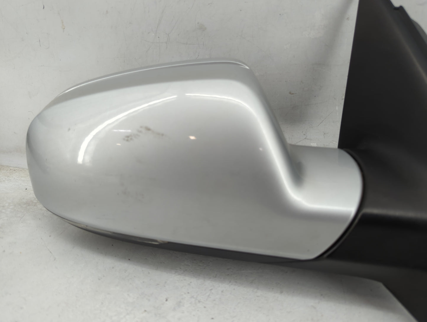 2010-2016 Audi A4 Passenger Side View Mirror - Right Door Mirror OEM Used - Oemusedautoparts1.com
