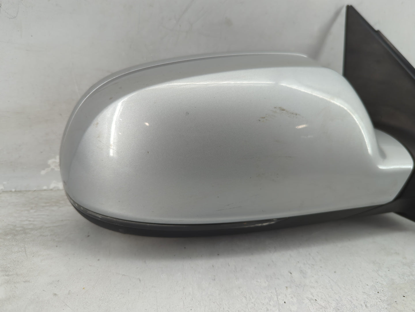 2010-2016 Audi A4 Passenger Side View Mirror - Right Door Mirror OEM Used - Oemusedautoparts1.com