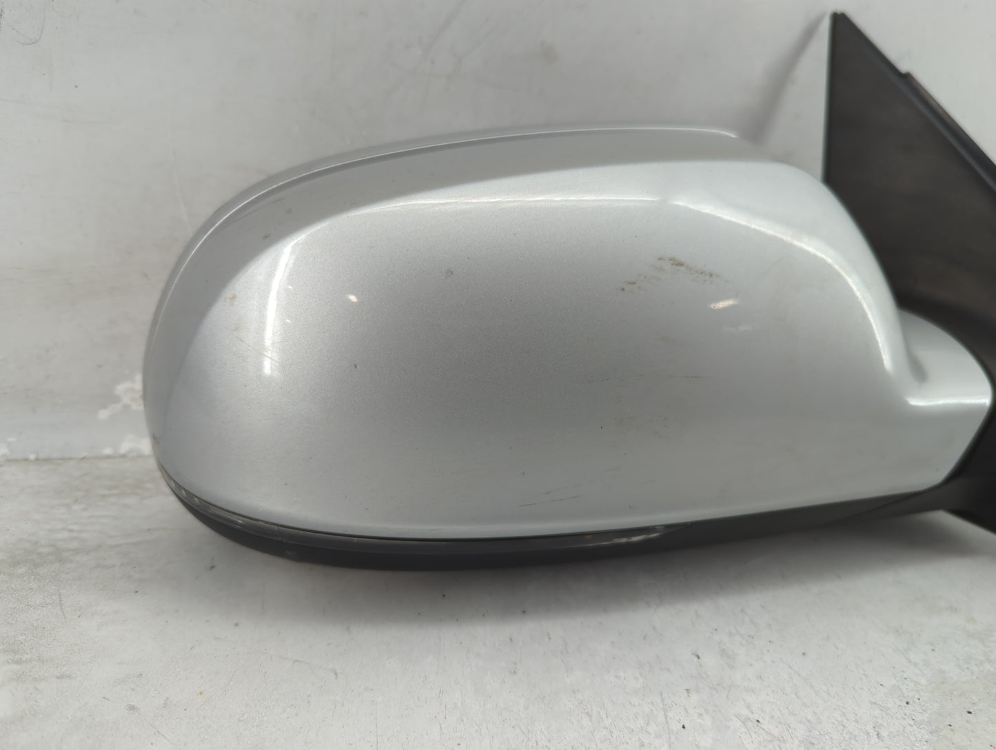 2010-2016 Audi A4 Passenger Side View Mirror - Right Door Mirror OEM Used - Oemusedautoparts1.com