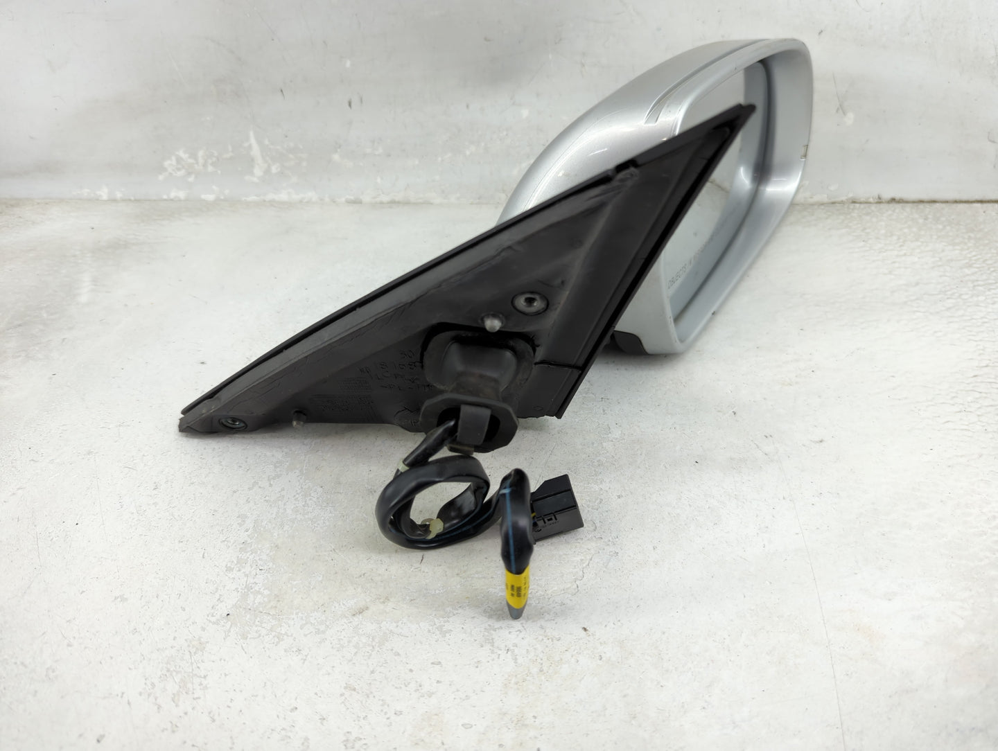 2010-2016 Audi A4 Passenger Side View Mirror - Right Door Mirror OEM Used - Oemusedautoparts1.com