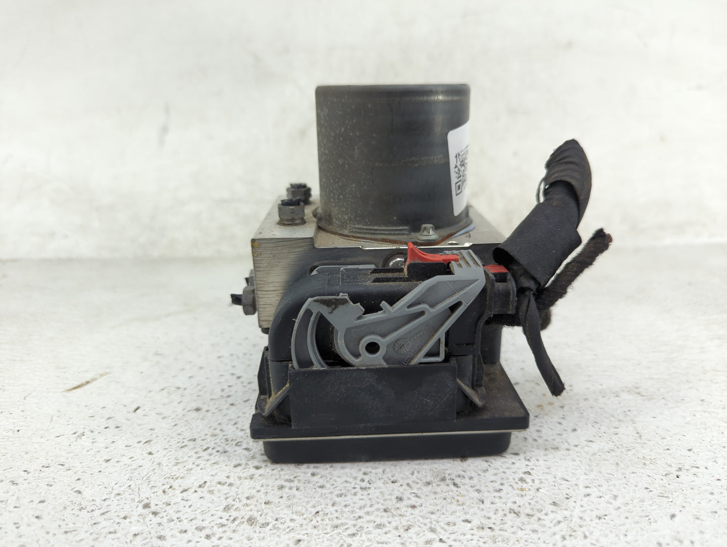 2013 Audi A4 ABS Pump Control Module Replacement P/N:0265239345 8K0614517GM, 0265952061 Fits OEM Used Auto Parts - Oemusedau