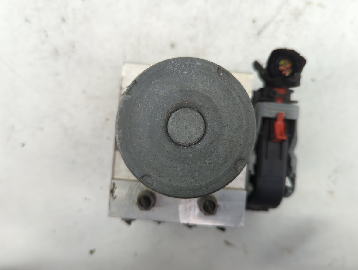 2013 Audi A4 Anti-Lock Brake ABS Pump Module Actuator OEM P/N:8K0 907 379 CH Fits OEM Used Auto Parts - Oemusedautoparts1.co