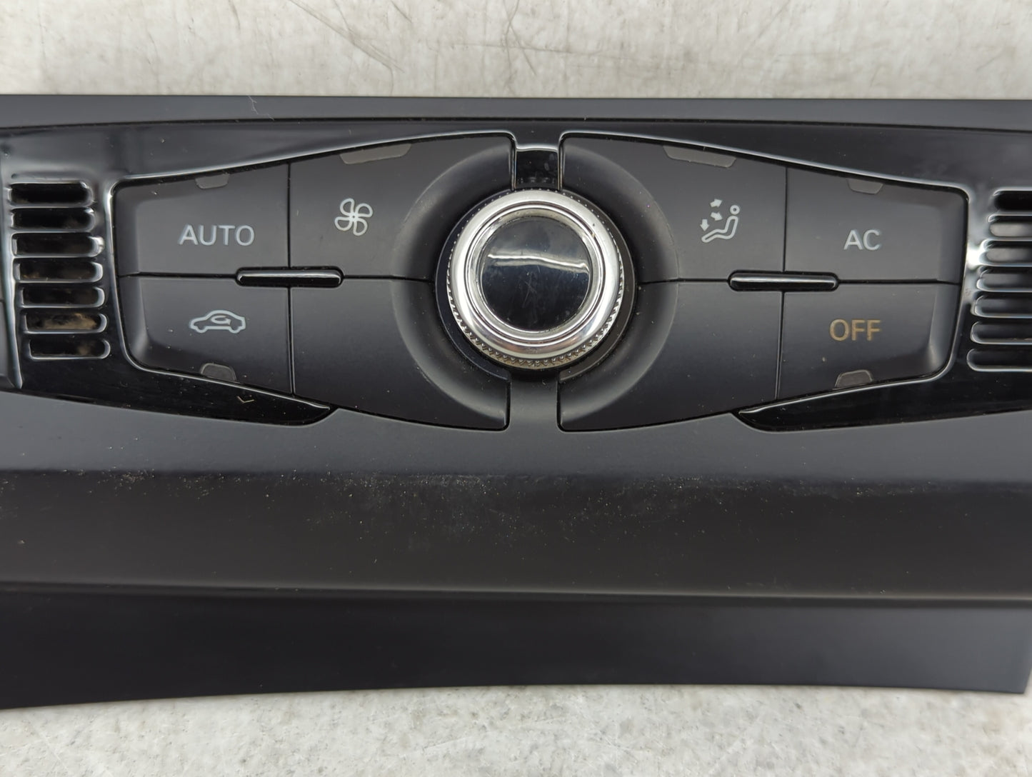 2013-2016 Audi A4 Climate Control Module Temperature AC/Heater Replacement P/N:8K1 820 043 K Fits Fits 2013 2014 2015 2016 2