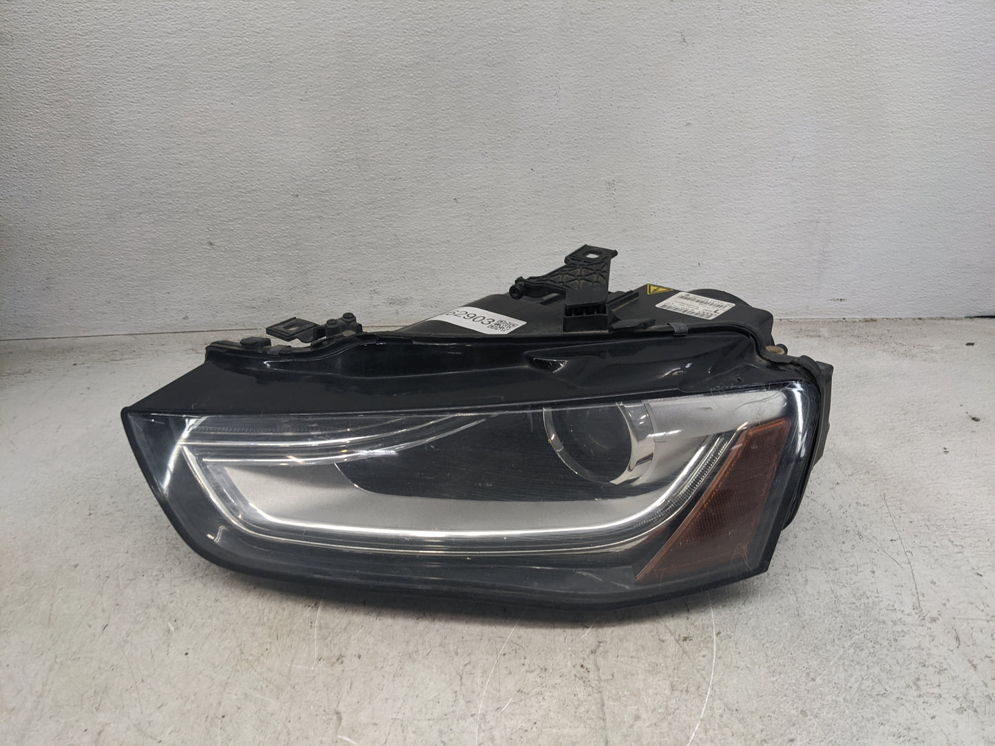 2013 Audi A4 Headlight Ballast Head Light - Oemusedautoparts1.com
