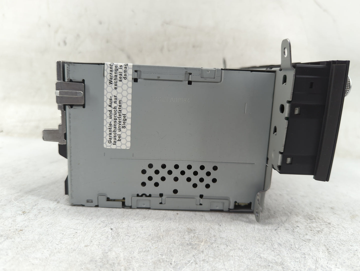2013-2016 Audi A4 Radio AM FM Cd Player Receiver Replacement P/N:8R1035186Q CQ-JA12E6AE Fits Fits 2013 2014 2015 2016 OEM Us