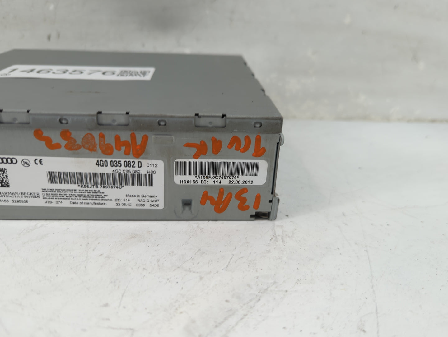 2013 Audi A4 Radio AM FM Cd Player Receiver Replacement P/N:4G0035082D 4G0035082 Fits OEM Used Auto Parts - Oemusedautoparts