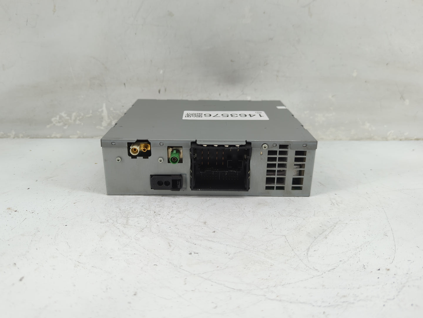 2013 Audi A4 Radio AM FM Cd Player Receiver Replacement P/N:4G0035082D 4G0035082 Fits OEM Used Auto Parts - Oemusedautoparts