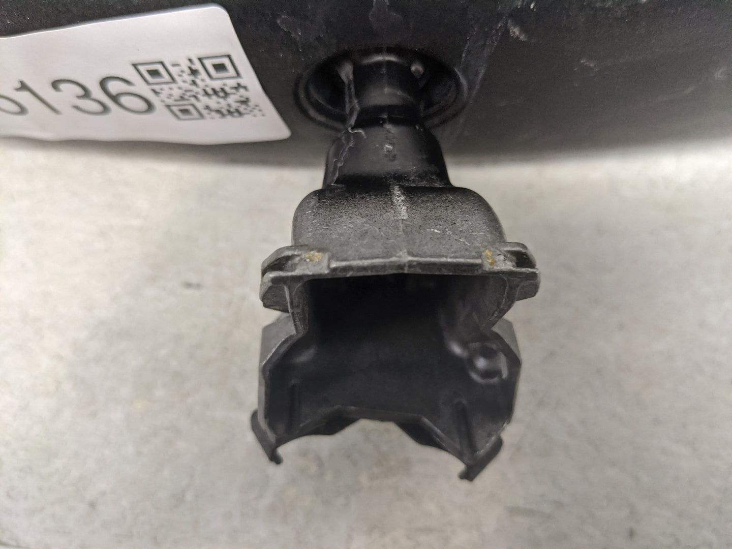 2013 Audi A4 Interior Rear View Mirror Replacement OEM Fits OEM Used Auto Parts - Oemusedautoparts1.com
