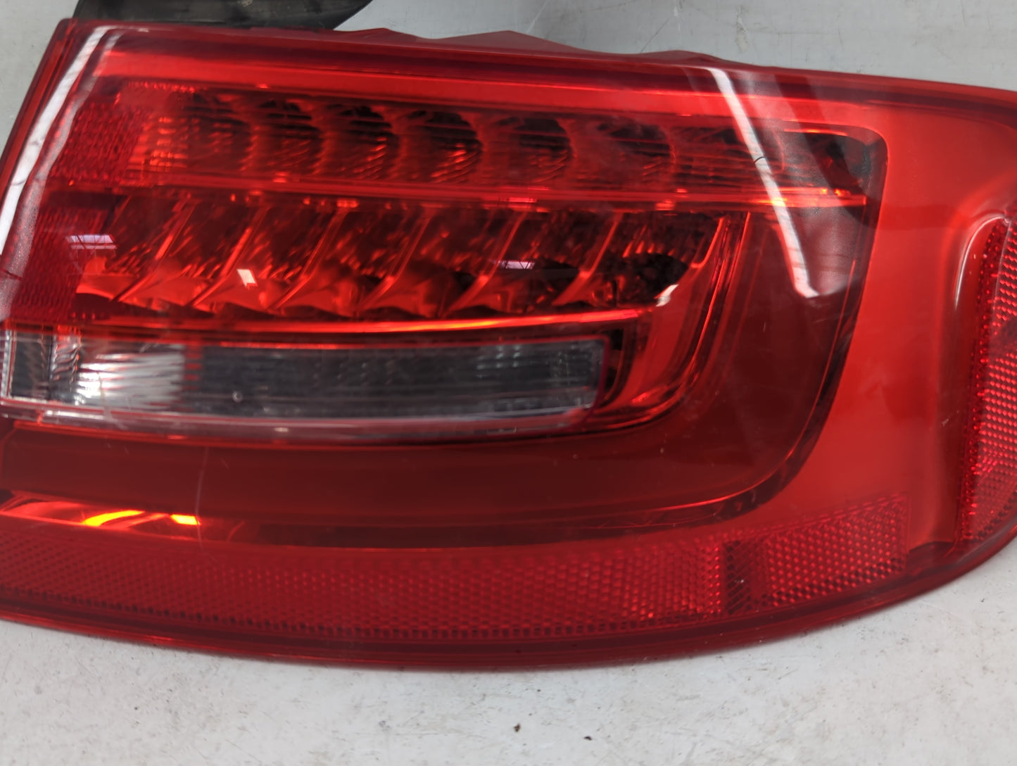 2013-2016 Audi A4 Tail Light Assembly Passenger Right OEM P/N:181.172 Fits Fits 2013 2014 2015 2016 OEM Used Auto Parts - Oe
