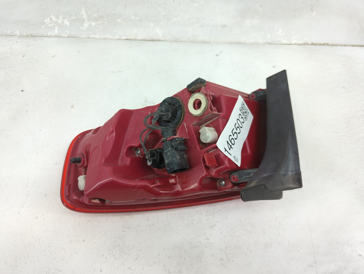 2013-2016 Audi A4 Tail Light Assembly Passenger Right OEM P/N:01091603 Fits Fits 2013 2014 2015 2016 OEM Used Auto Parts - O