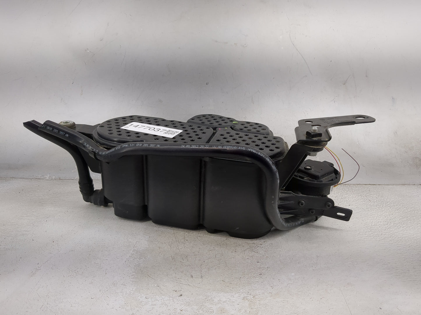 2013 Audi A4 Fuel Vapor Charcoal Canister - Oemusedautoparts1.com