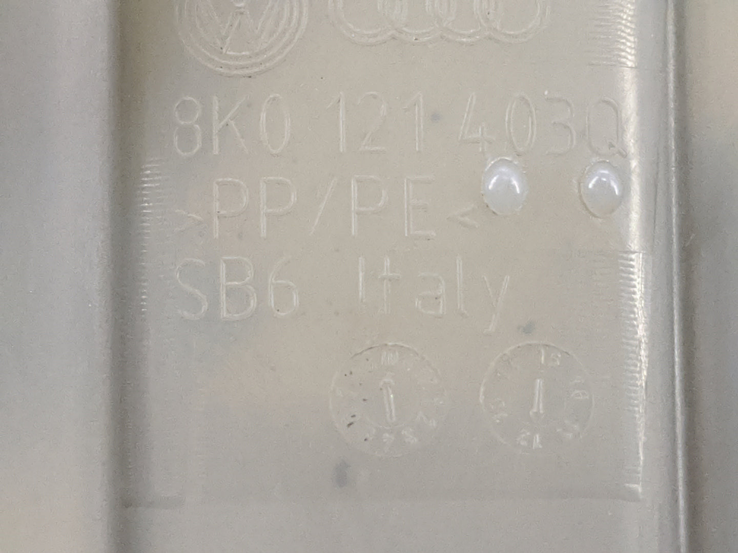 2013-2016 Audi A4 Radiator Coolant Overflow Expansion Tank Bottle 1477092 - Oemusedautoparts1.com