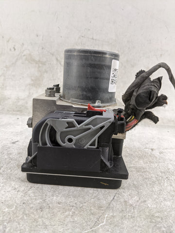 2013 Audi A4 ABS Pump Control Module Replacement P/N:8K0907379CH 0265239348, 8K0614517GH, 0265952062 Fits OEM Used Auto Parts