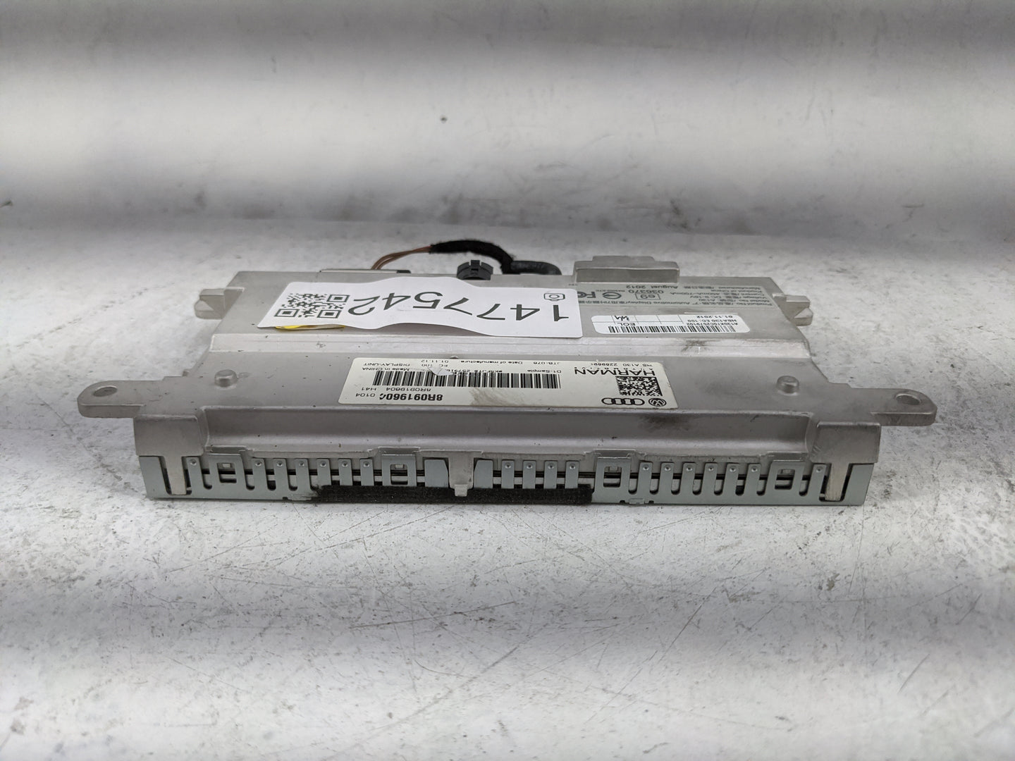 2013-2016 Audi A4 Information Display Screen 1477542 - Oemusedautoparts1.com