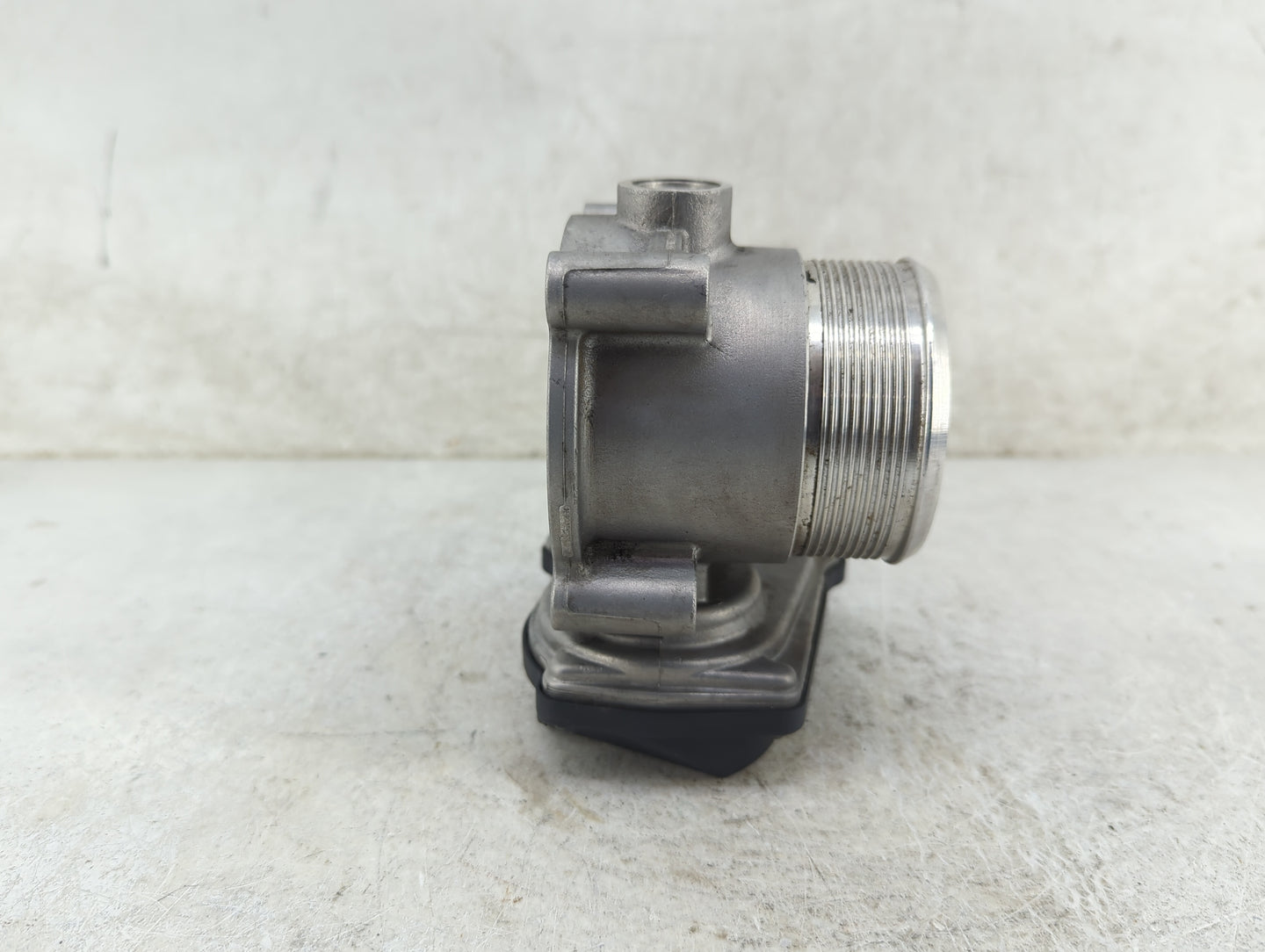 2005-2016 Audi A4 Throttle Body P/N:06F133062Q A2C53390403 Fits OEM Used Auto Parts - Oemusedautoparts1.com