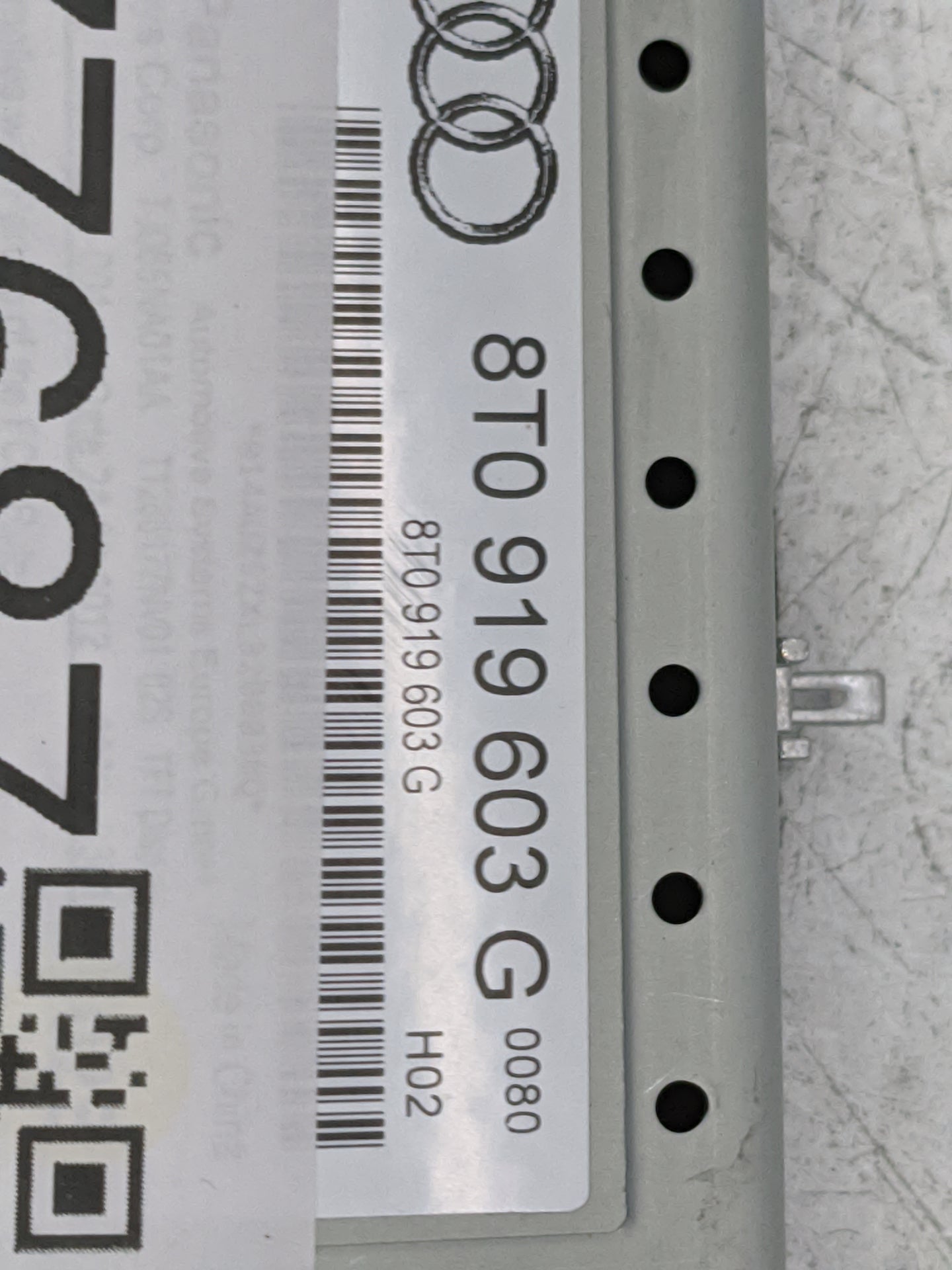 2009-2016 Audi A4 Information Display Screen 1477687 - Oemusedautoparts1.com