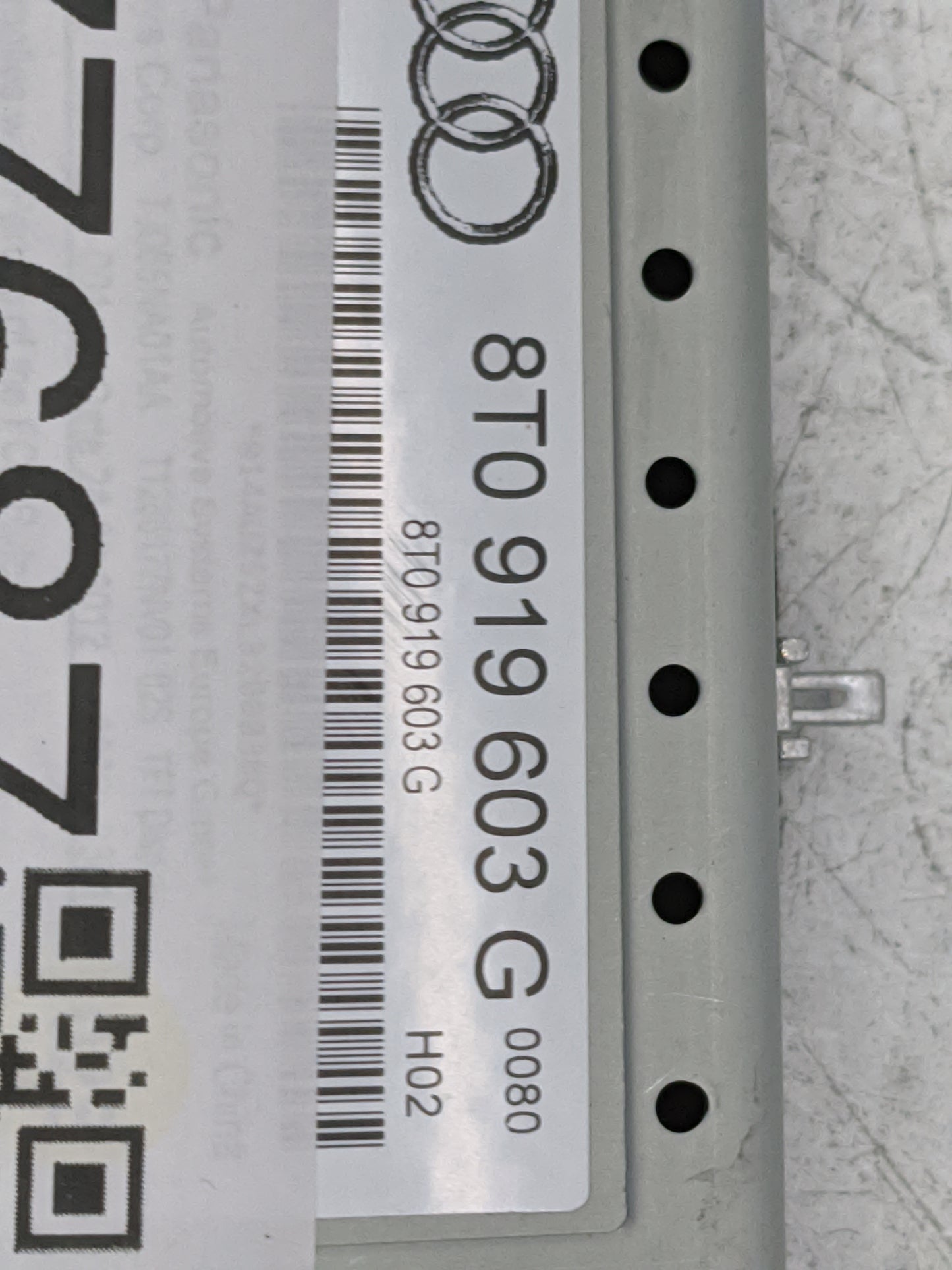2009-2016 Audi A4 Information Display Screen 1477687 - Oemusedautoparts1.com