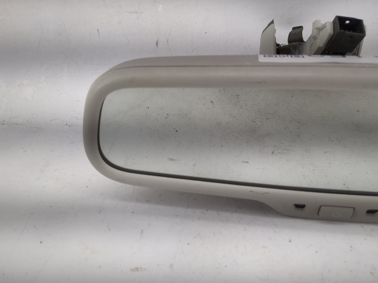 2013 Audi A4 Interior Rear View Mirror Replacement OEM P/N:8T0857511AC 42714971, 905-3120 Fits OEM Used Auto Parts - Oemused