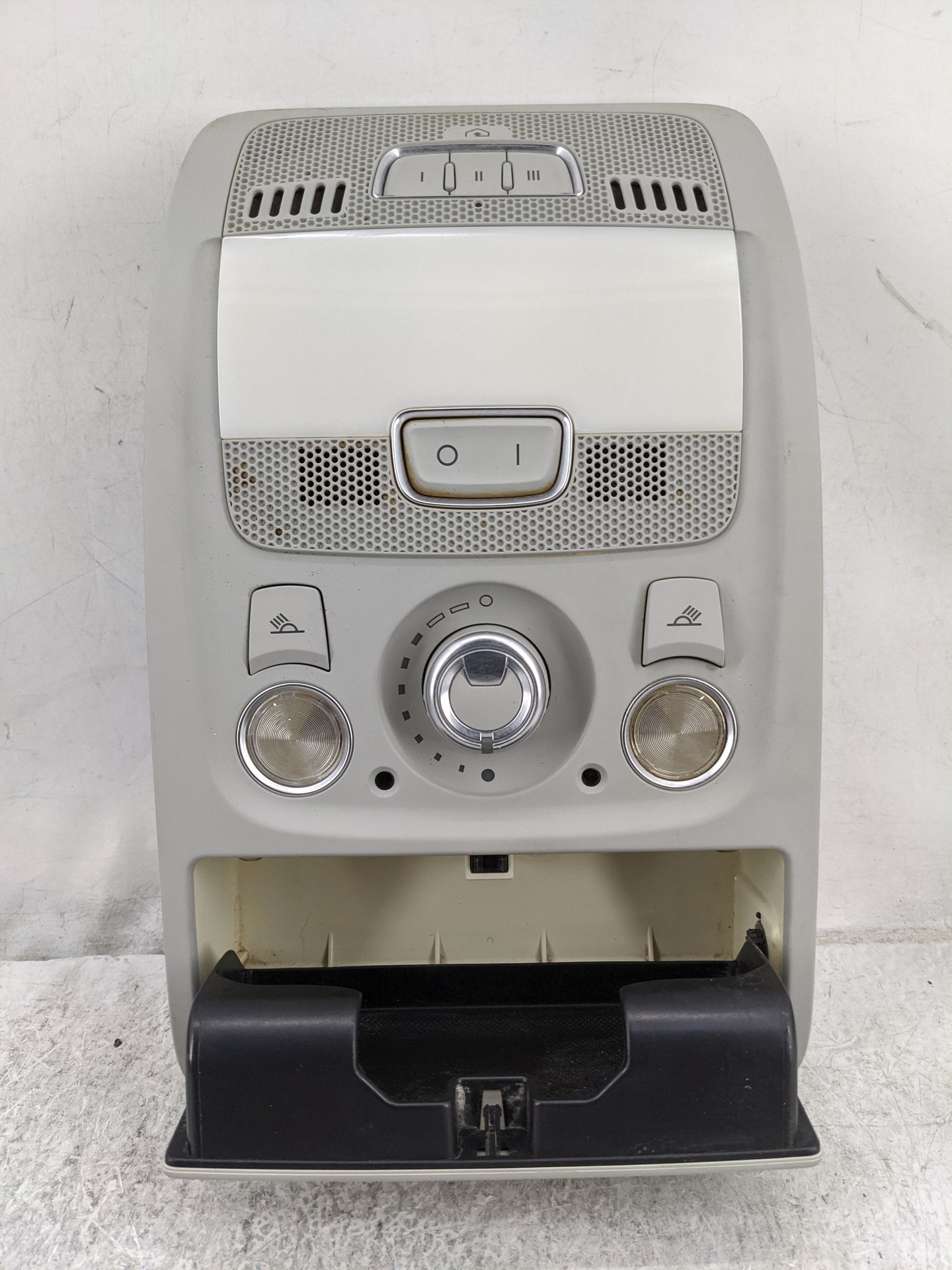 2013-2015 Audi A4 Overhead Roof Console 1478213 - Oemusedautoparts1.com