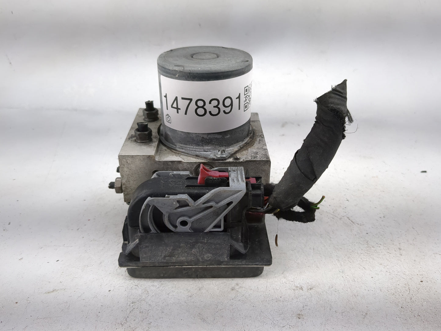 2013 Audi A4 ABS Pump Control Module Replacement P/N:0265239345 8K0614517GM, 8K0907379CK, 0265952001 Fits OEM Used Auto Part