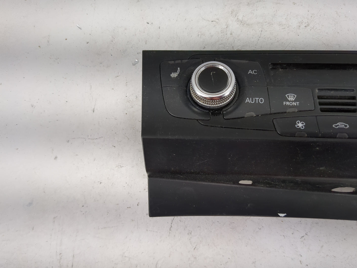 2013 Audi A4 Climate Control Module Temperature AC/Heater Replacement P/N:8K1820043 A2C37832700 Fits OEM Used Auto Parts - O