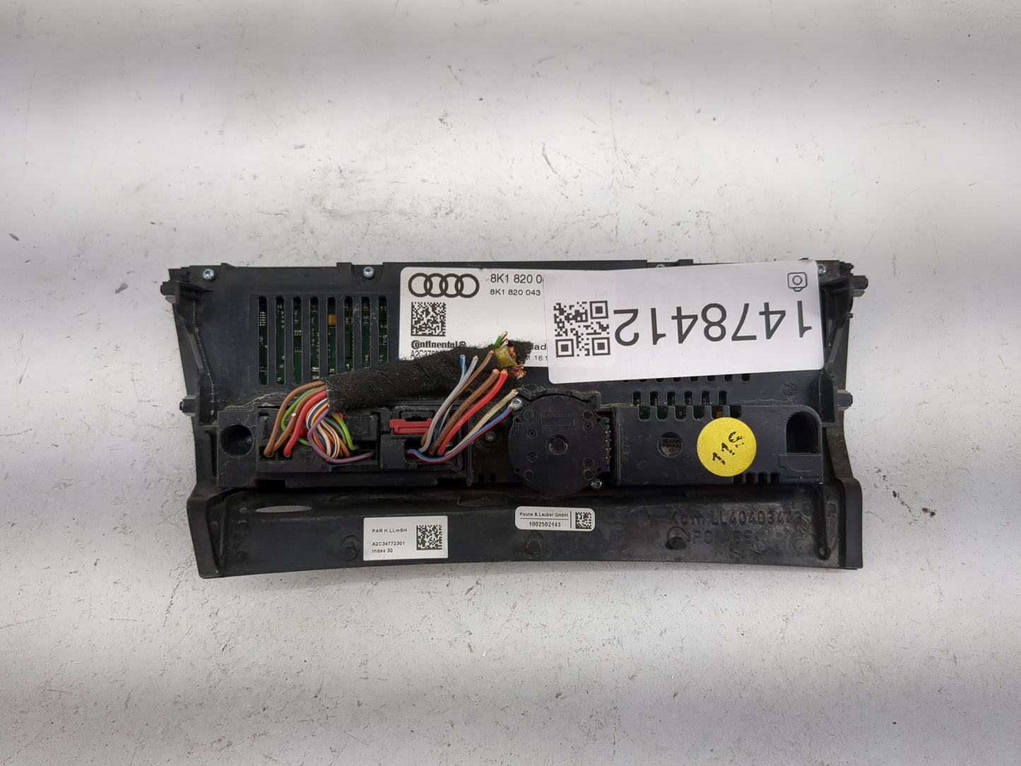 2013 Audi A4 Climate Control Module Temperature AC/Heater Replacement P/N:8K1820043 A2C37832700 Fits OEM Used Auto Parts - O