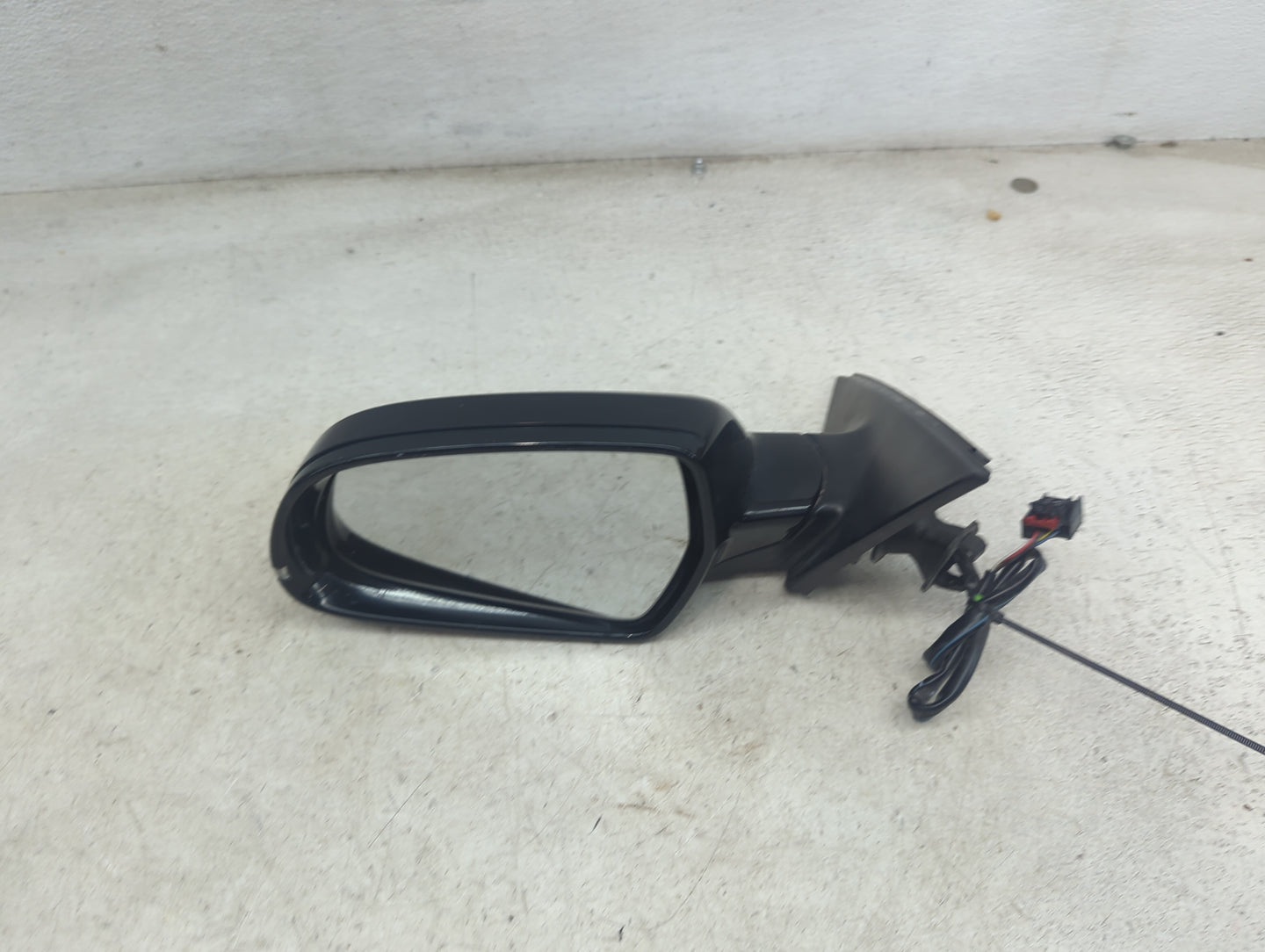 2010-2016 Audi A4 Driver Side View Mirror - Left Door Mirror OEM Used - Oemusedautoparts1.com