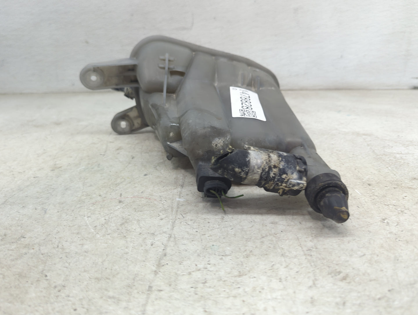 2013-2016 Audi A4 Radiator Coolant Overflow Expansion Tank Bottle 1478828 - Oemusedautoparts1.com