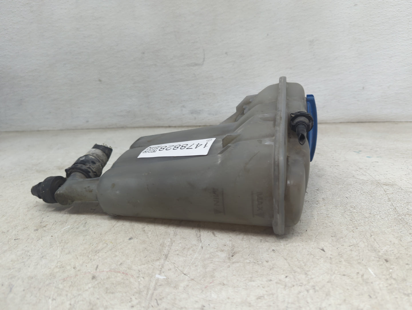 2013-2016 Audi A4 Radiator Coolant Overflow Expansion Tank Bottle 1478828 - Oemusedautoparts1.com