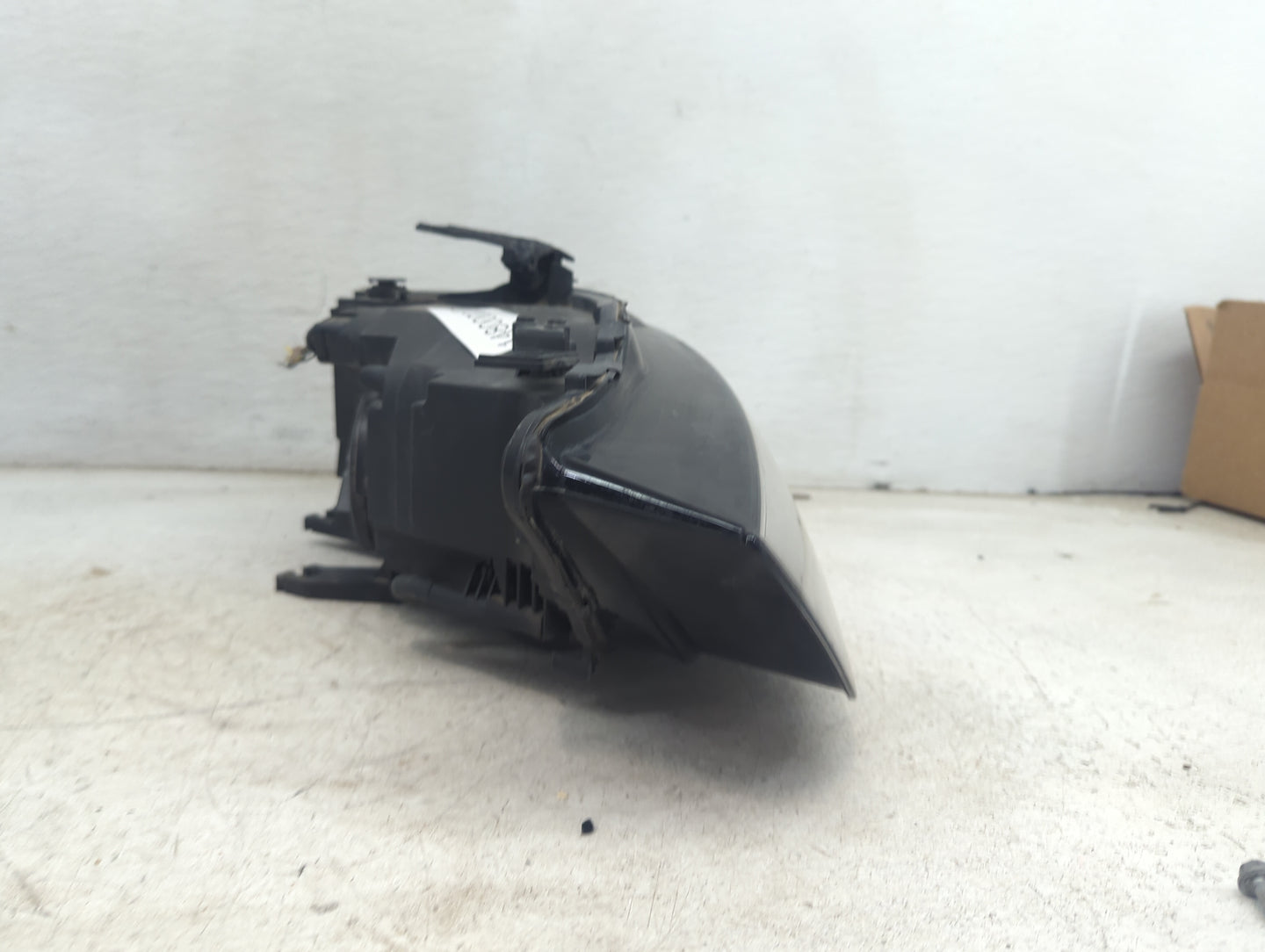 2013 Audi A4 Driver Left Oem Head Light Headlight Lamp - Oemusedautoparts1.com