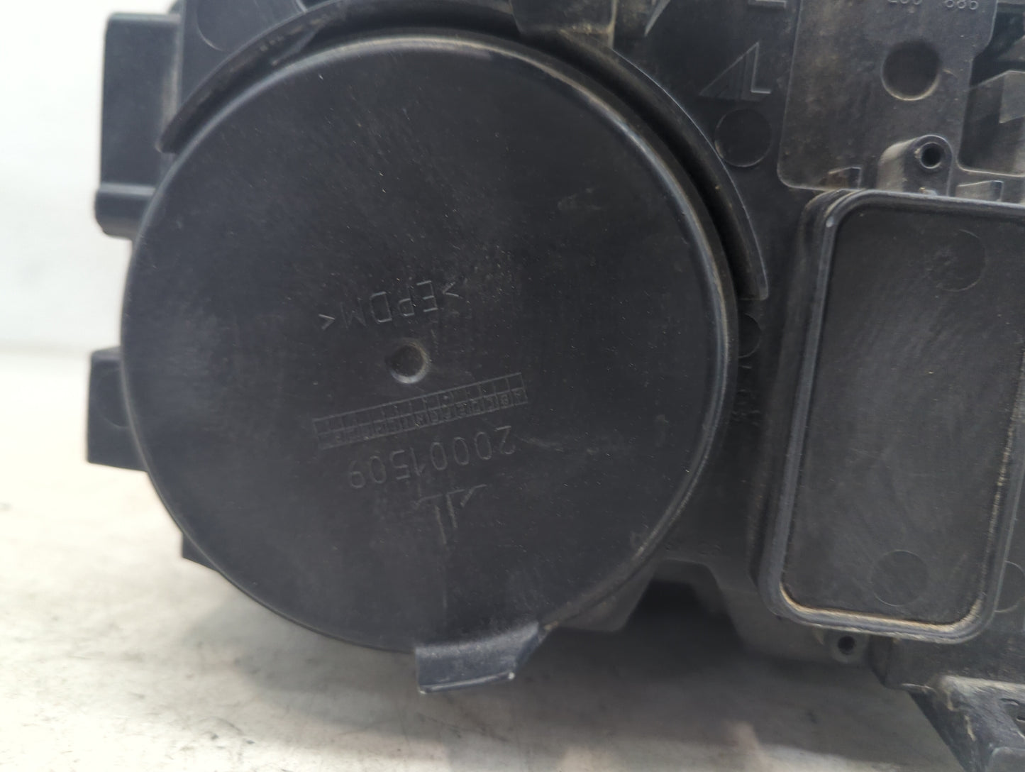 2013 Audi A4 Driver Left Oem Head Light Headlight Lamp - Oemusedautoparts1.com