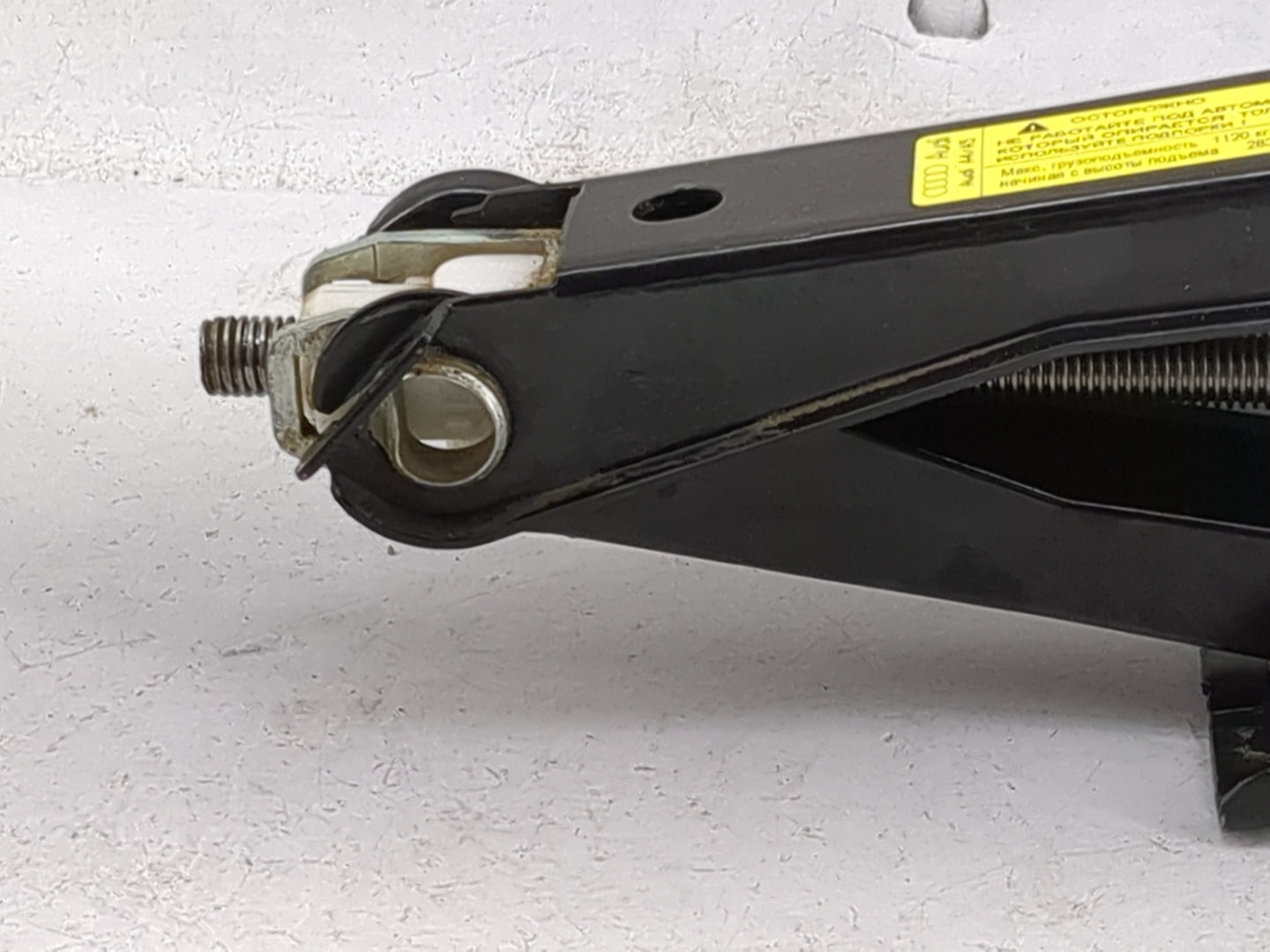 2013 Audi A4 Spare Scissor Car Jack 1480013 - Oemusedautoparts1.com